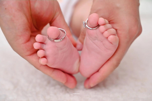 乳山宝宝发烧手心比额头烫